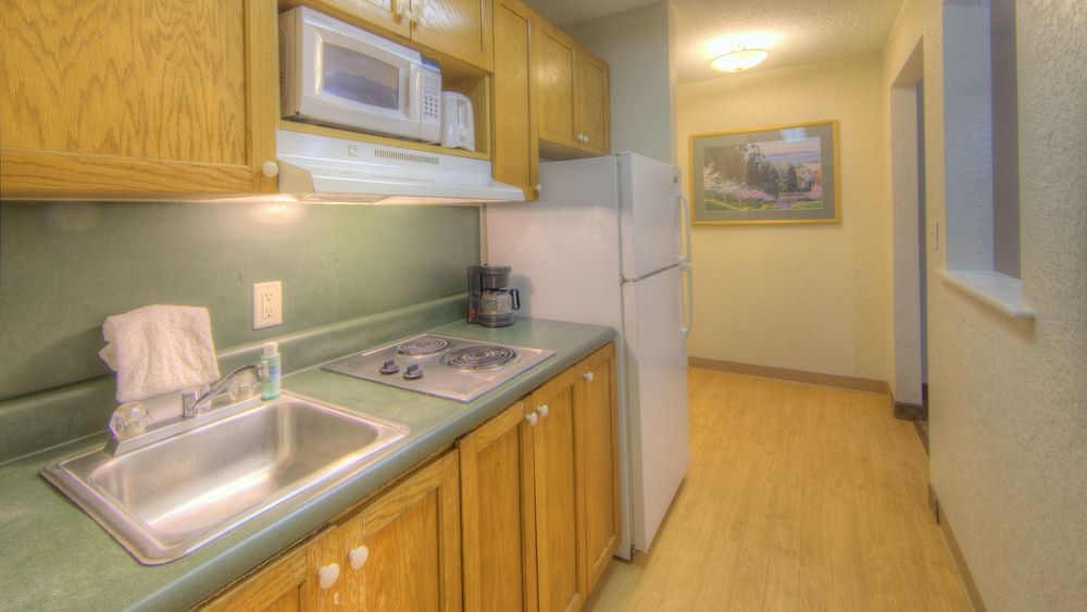 InTown Suites Orlando UCF 3