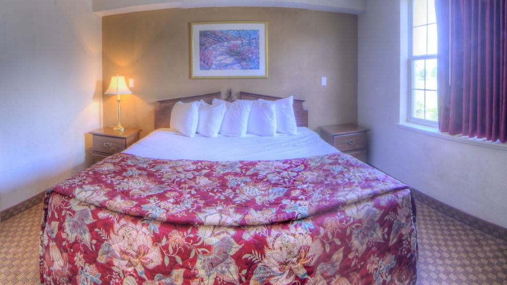 InTown Suites Orlando/Florida Turnpike 1 InTown Suites Orlando/Florida Turnpike 1