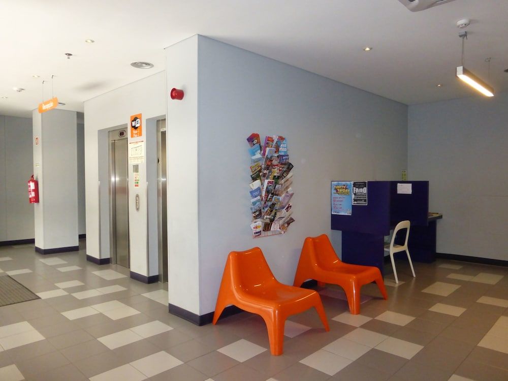 iStay Hotel Porto Centro 1