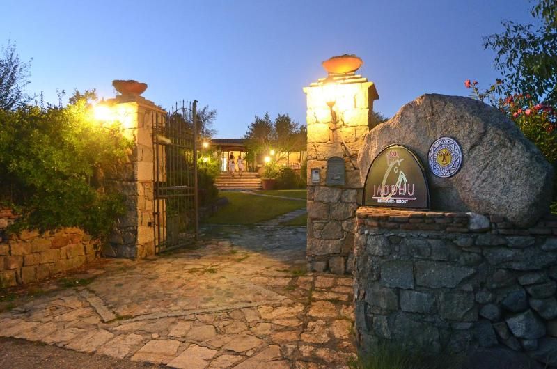 Jaddhu Country Resort 2 Jaddhu Country Resort 2