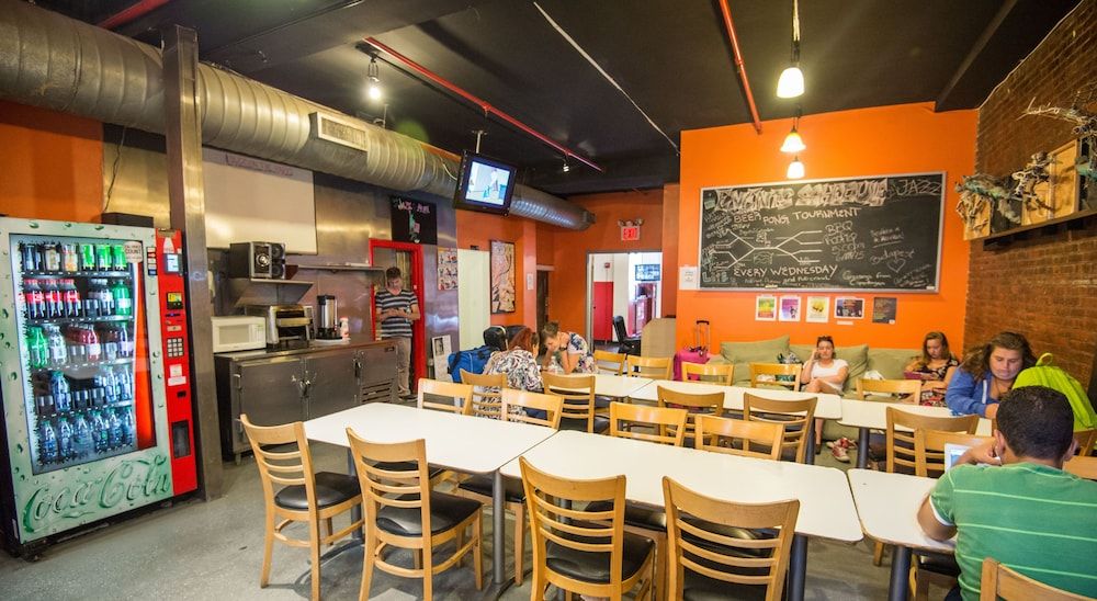 Jazz On The Park Hostel 2