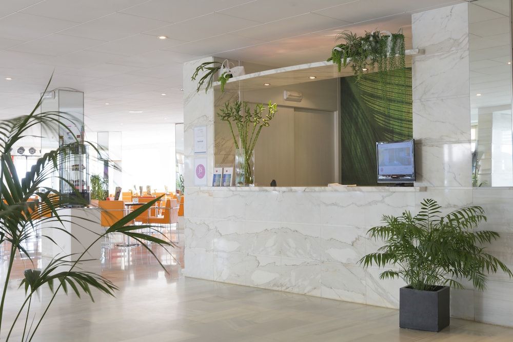 JS Miramar 2 JS Miramar 2