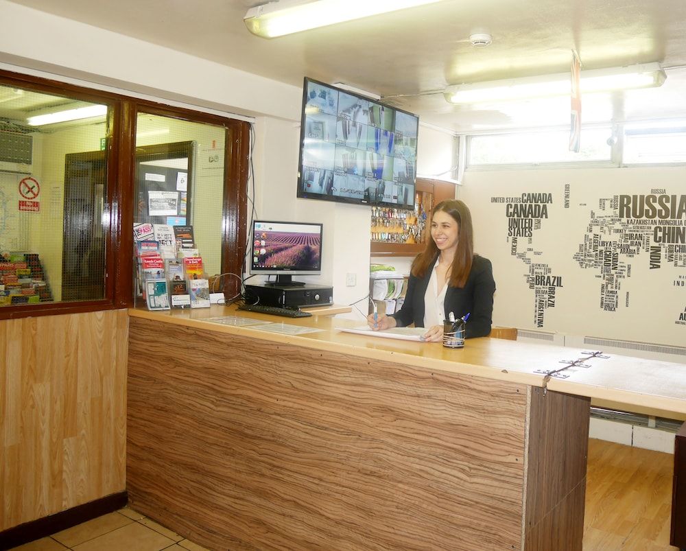 Kensal Green Backpackers 1 2