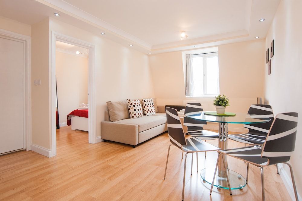 King's Cross Apartments 1