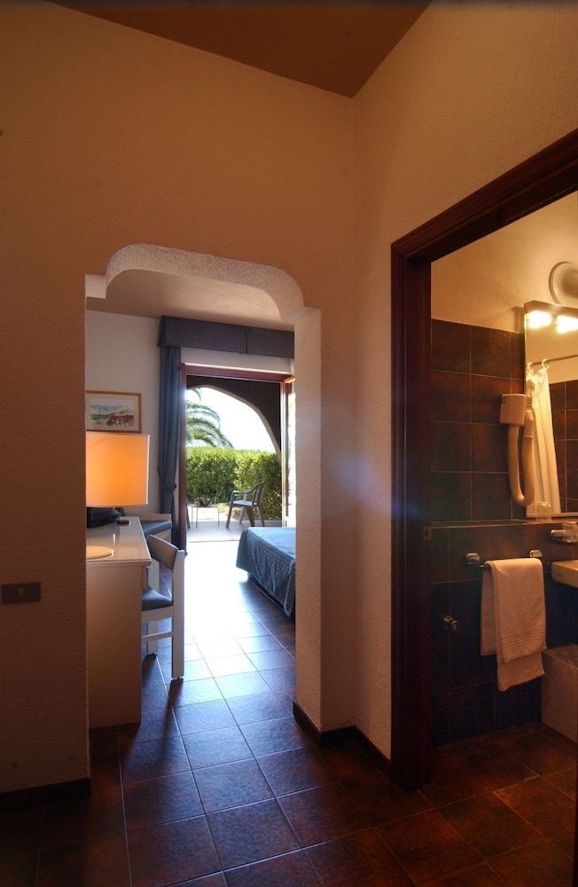 King's Residence Hotel 2 King's Residence Hotel 2