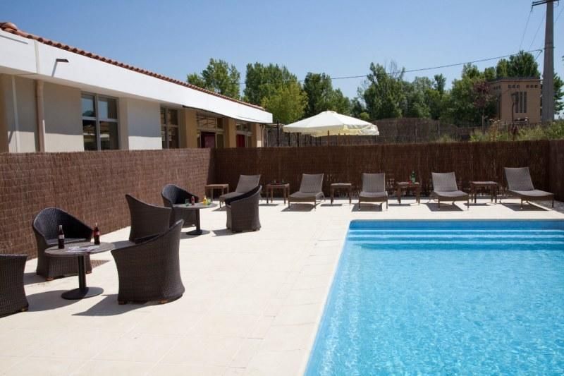 Kyriad Aix Les Milles Plan De Campagne 3 étoiles à Bouc-Bel-Air