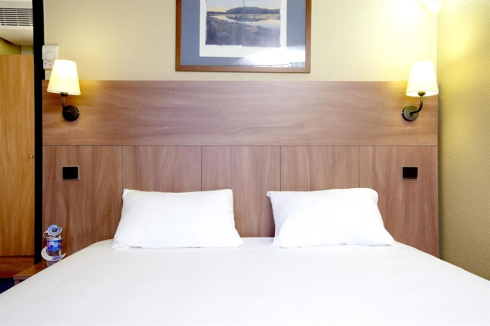 Kyriad Angers Sud - Les Ponts de Ce 3