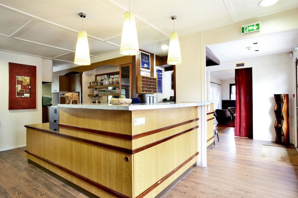 Kyriad Angers Sud - Les Ponts de Ce 2