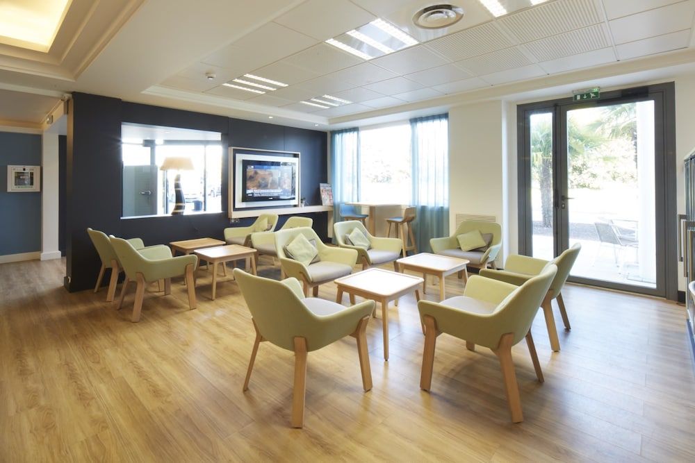 Hotel Kyriad Bordeaux Begles 3