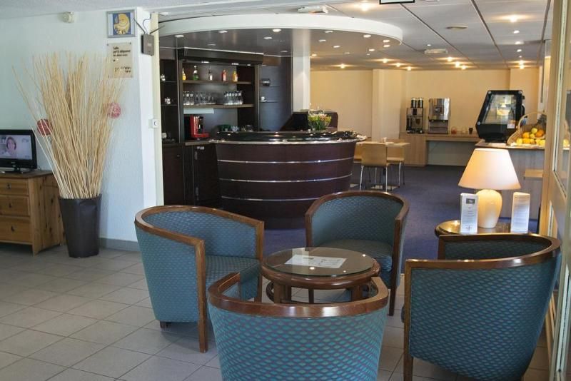 Kyriad Nemours 3 estrelas em Nemours