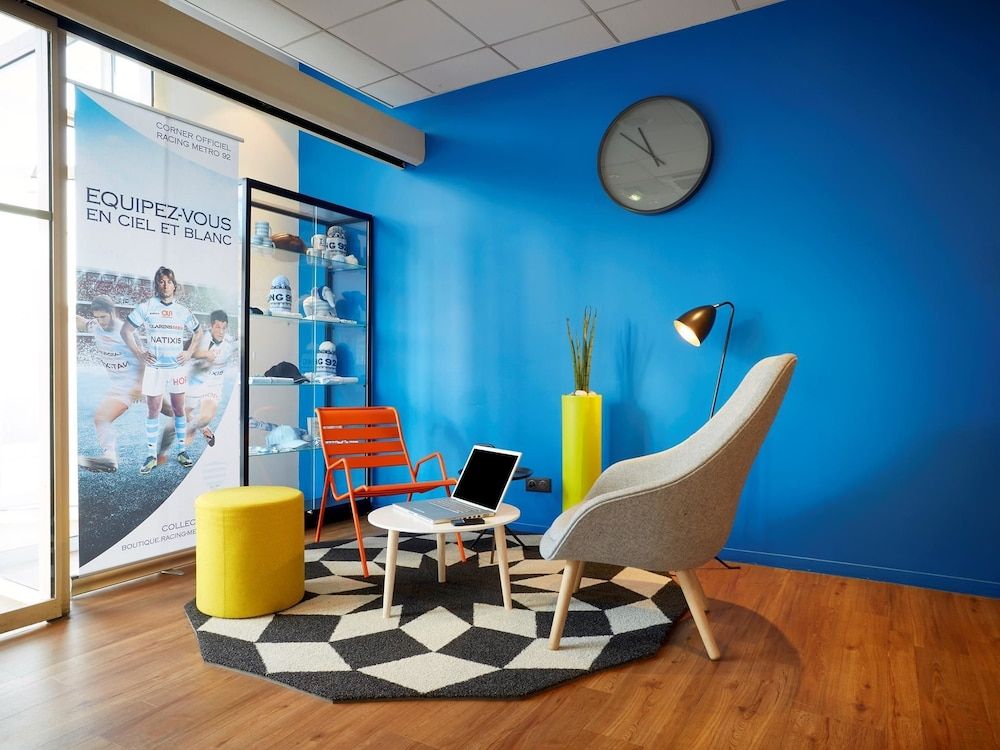 Kyriad Paris Ouest - Colombes 2