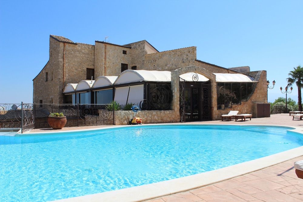 Grand Hotel La Batia 4 estrelas em Alcamo