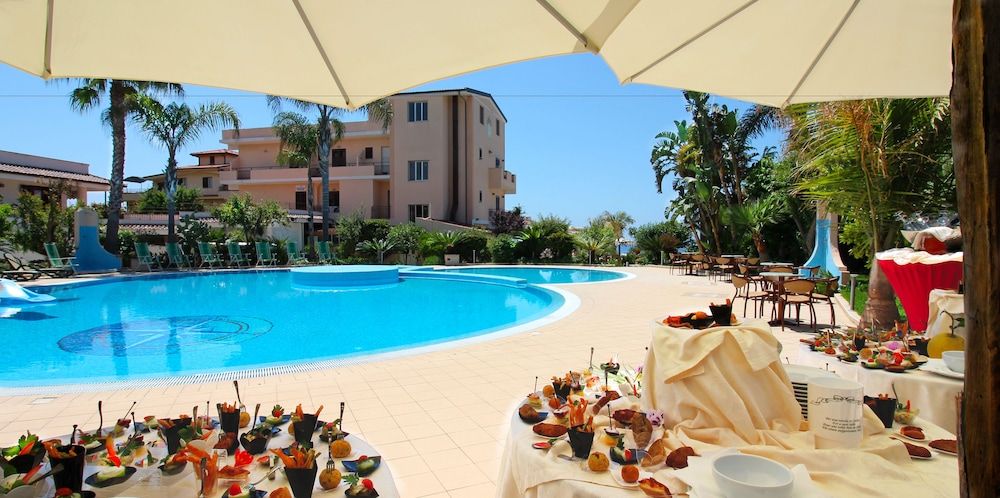 La Bussola Hotel Restaurant 3 estrellas en Capo Vaticano