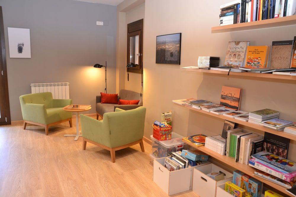 La Casa de las Aldeas 2 La Casa de las Aldeas 2