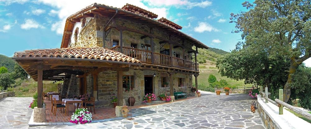 La Casa de las Arcas 1 La Casa de las Arcas 1