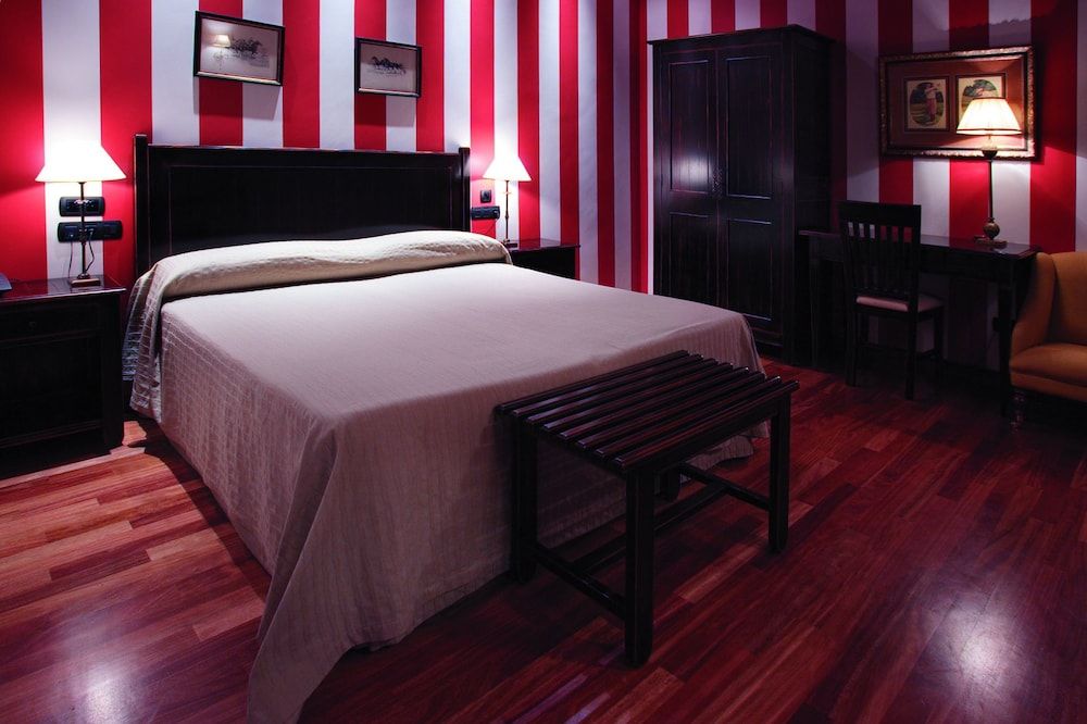 La Casa del Cofrade 3 La Casa del Cofrade 3