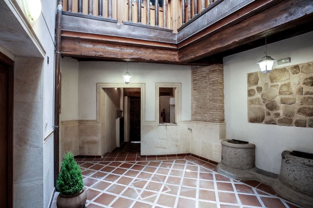 La Casa del Lirón by Toledo AP 3 La Casa del Lirón by Toledo AP 3