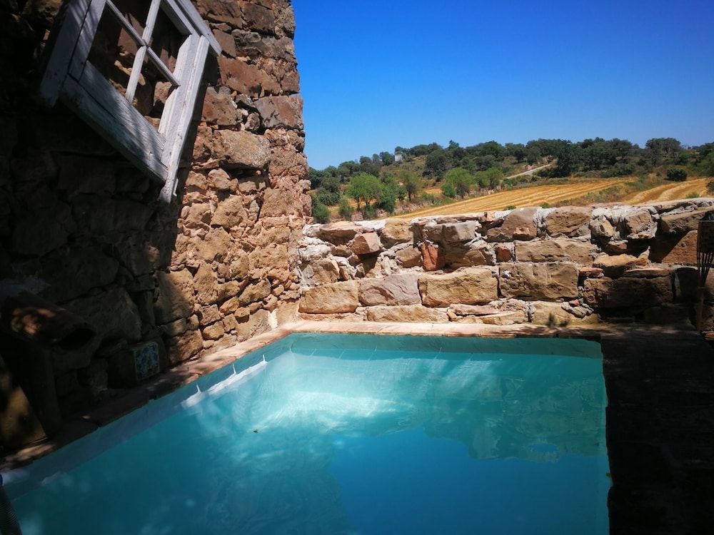 La Casa Dels Ocells- Adults Only 1