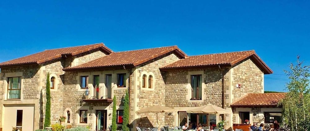 LA FUENTONA DE SANTILLANA 1 LA FUENTONA DE SANTILLANA 1