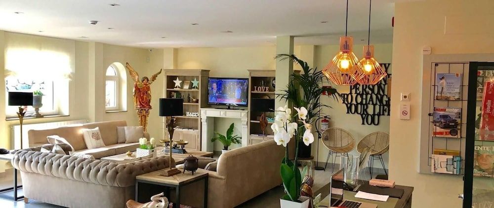 LA FUENTONA DE SANTILLANA 2 LA FUENTONA DE SANTILLANA 2