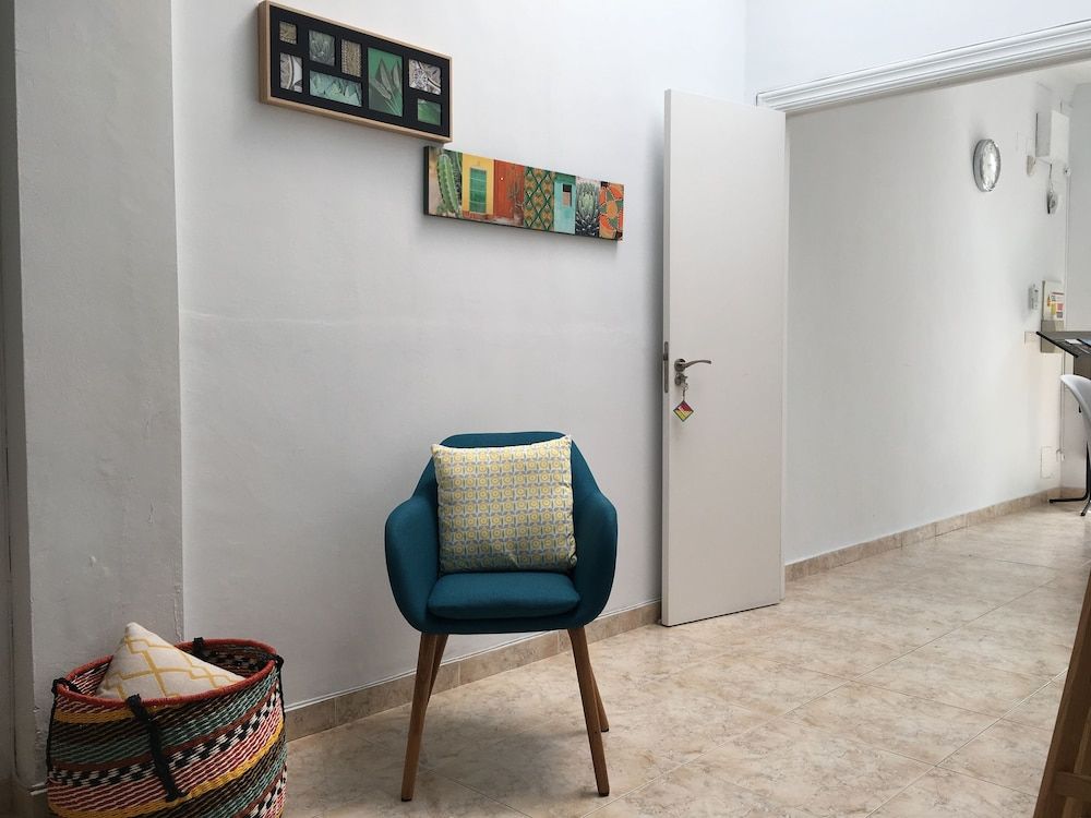 La Moraga De Poniente Málaga Hostel 2