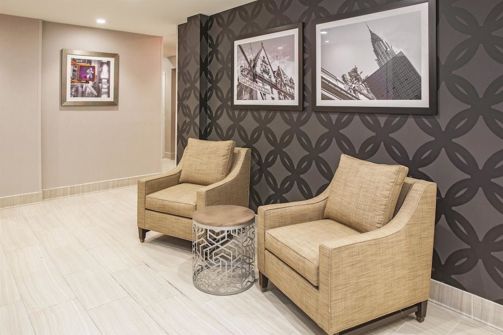 La Quinta Inn & Suites New York City Central Park 2