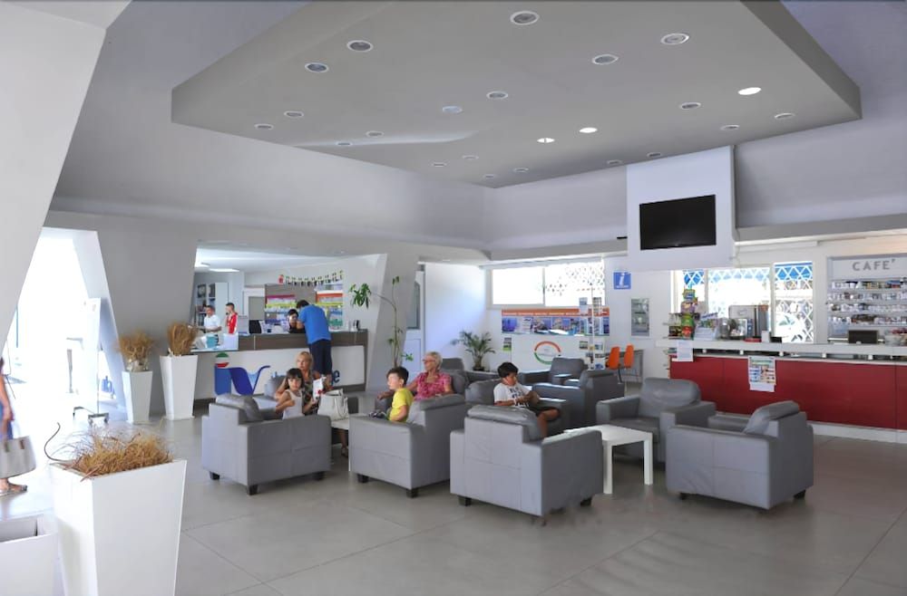 La Serra Holiday Village & Beach Resort 3