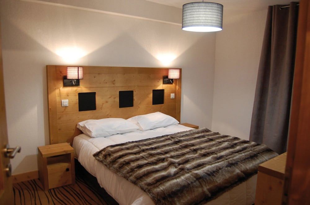 Lagrange Vacances Les Chalets d'Emeraude 1