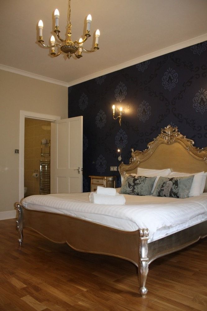 The Haymarket Lairg Hotel 1 The Haymarket Lairg Hotel 1