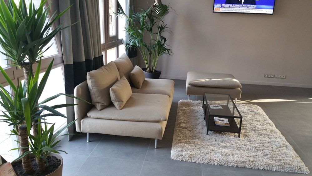 L'Amandier 2 L'Amandier 2