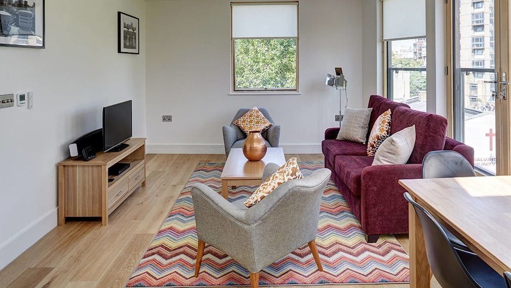 Lambeth North One 2
