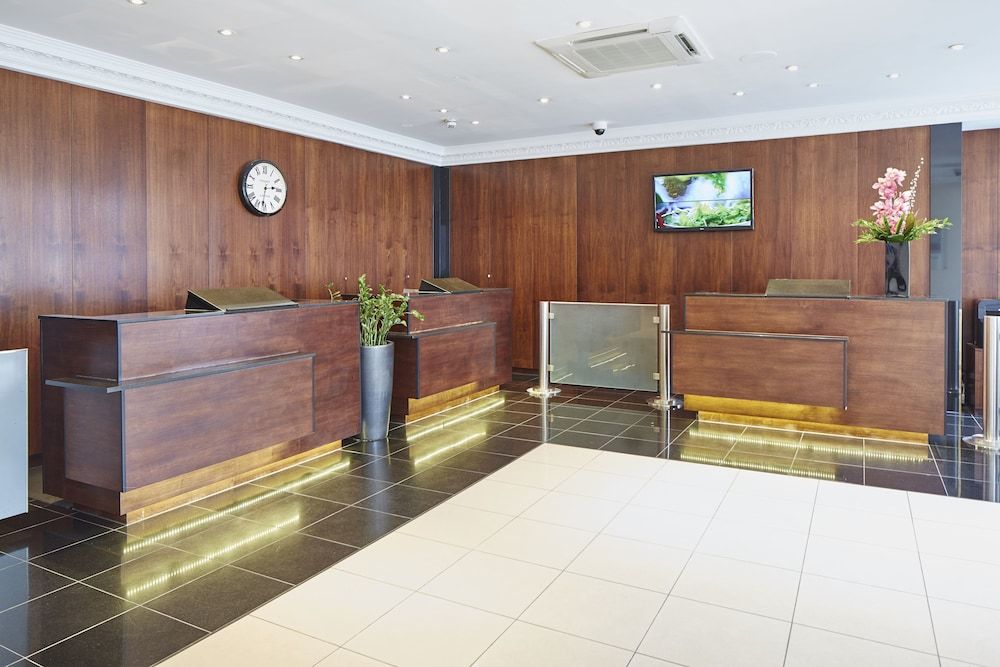 Lancaster Gate Hotel 2