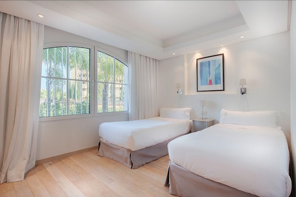 Las Dunas Suites & Apartments 3