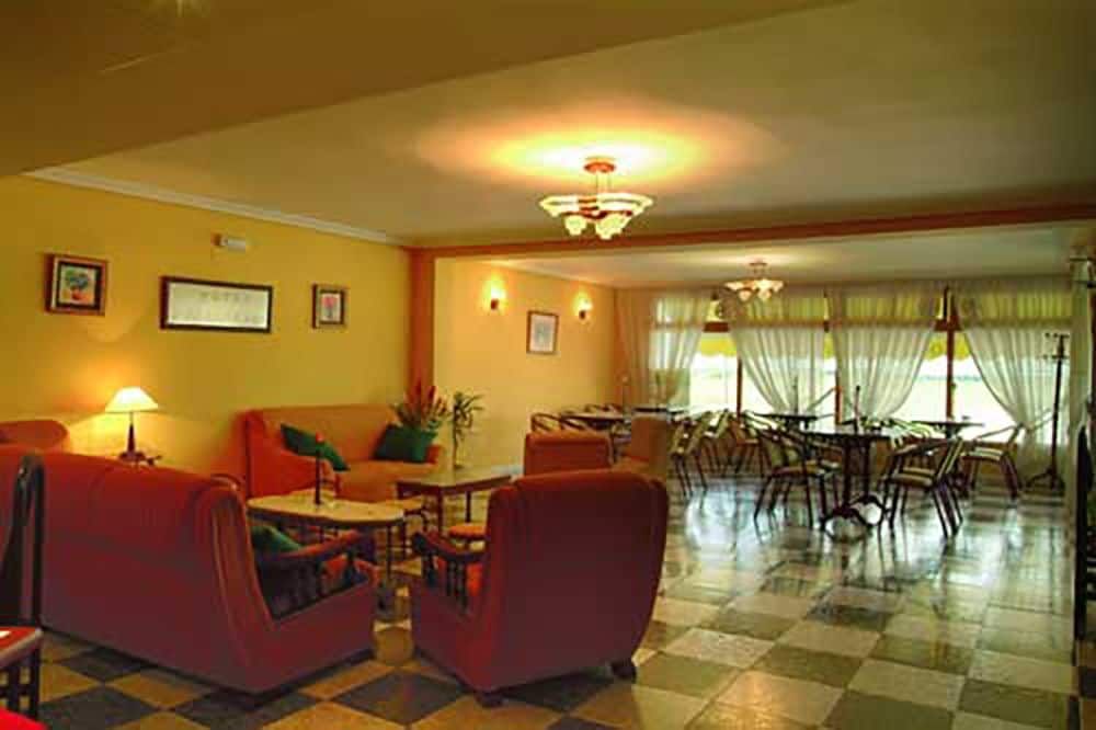 Las Glorias 3 Las Glorias 3