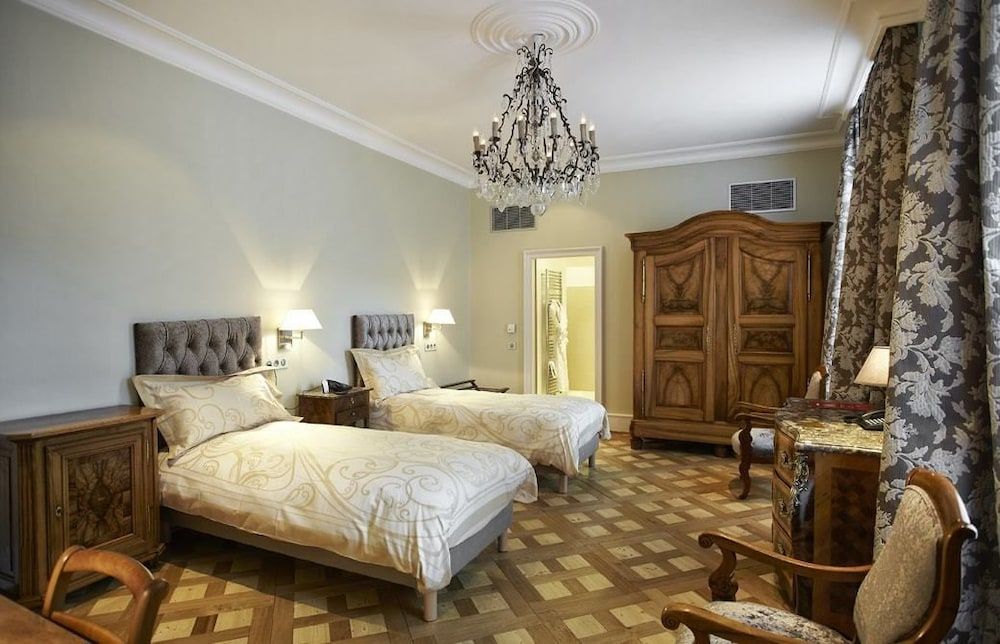 Hôtel & Spa Le Bouclier D'Or 3