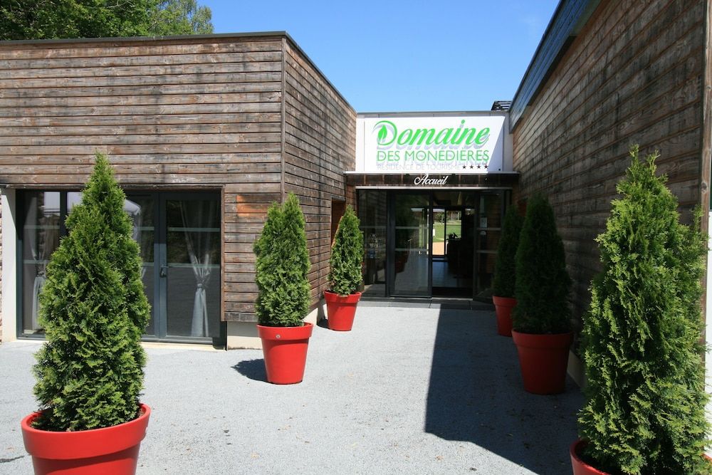 Le Domaine des Monedieres 2