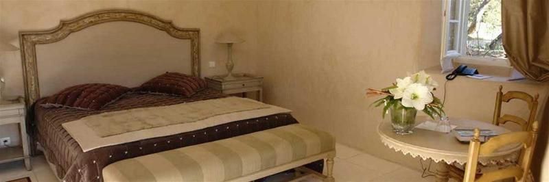 Le Mas de La Rose -1 estrelas em Orgon