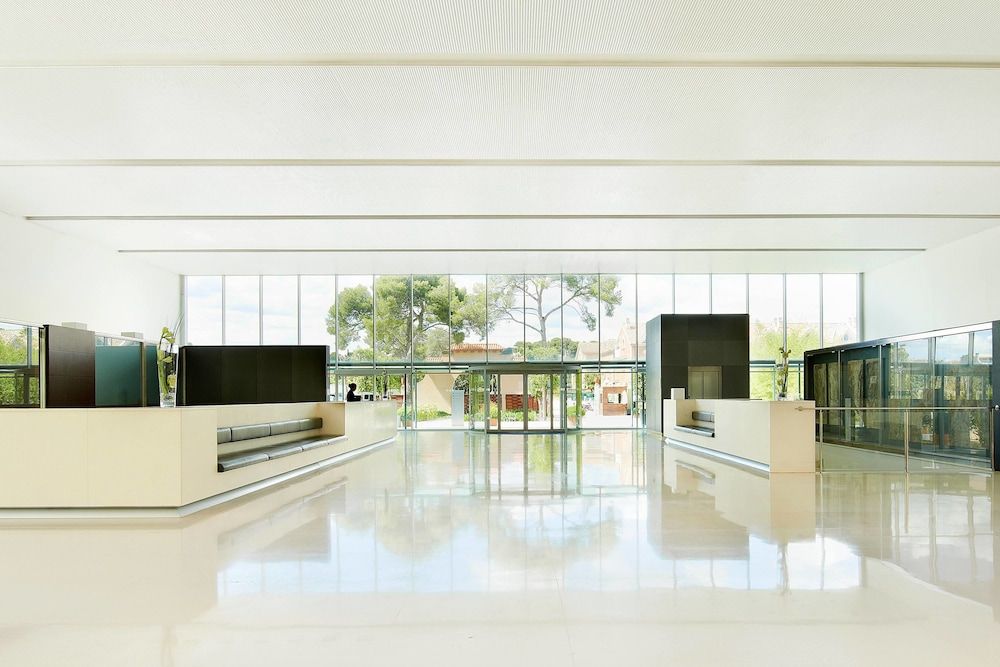 Le Meridien Ra Beach Hotel and Spa 3