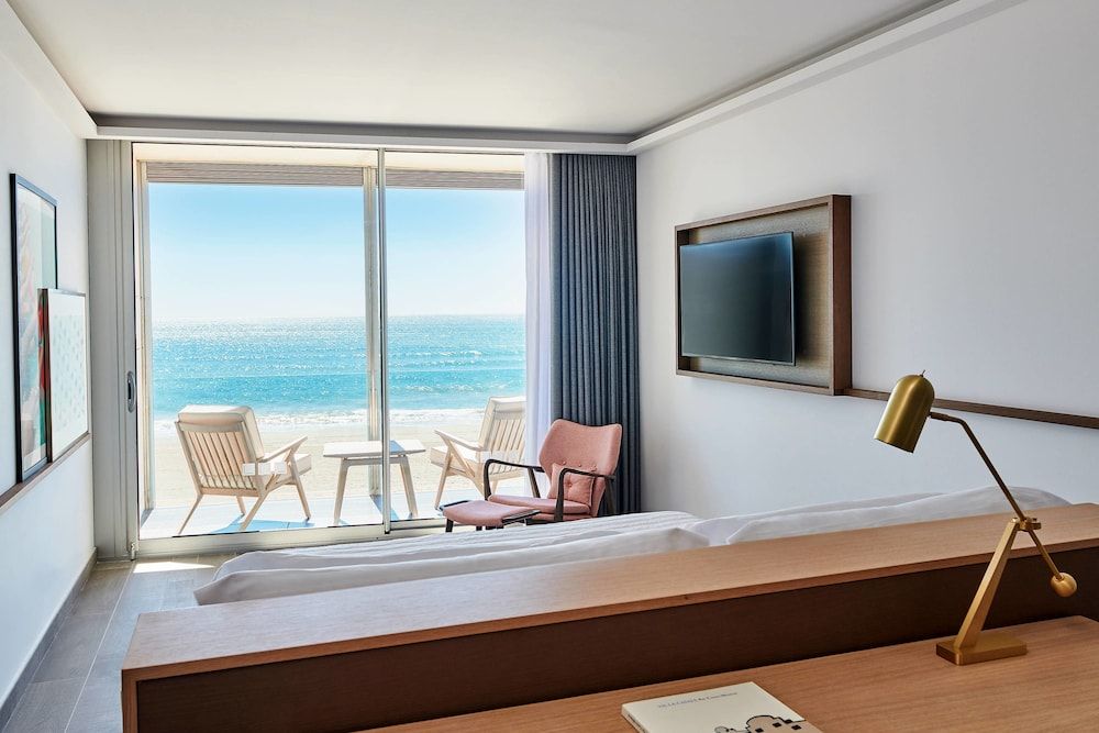 Le Meridien Ra Beach Hotel and Spa 1