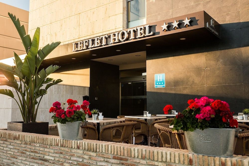 Leflet Sanlucar 4 estrelas em Sanlúcar la Mayor