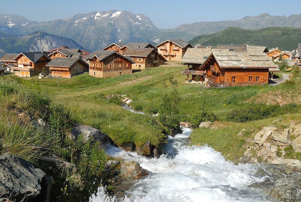 Madame Vacances Les Chalets de l'Altiport 1 Madame Vacances Les Chalets de l'Altiport 1