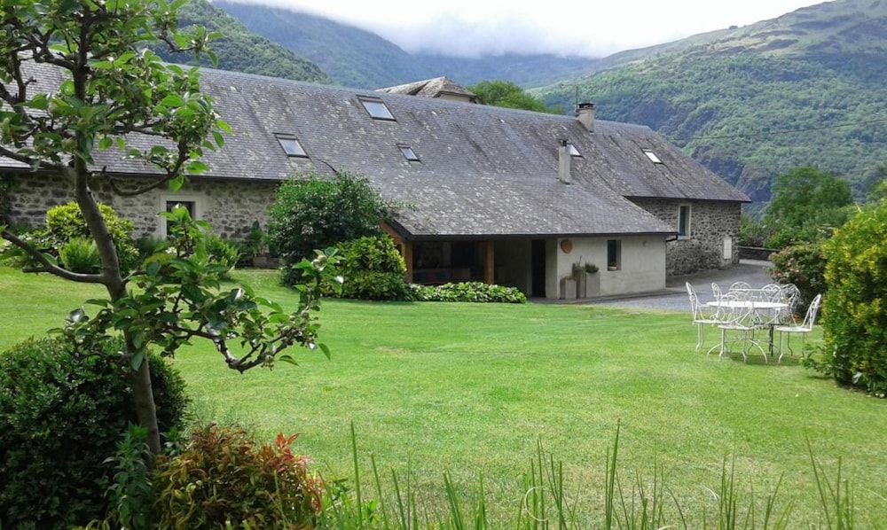 Les Moulins d'Isaby -1 étoiles à Villelongue