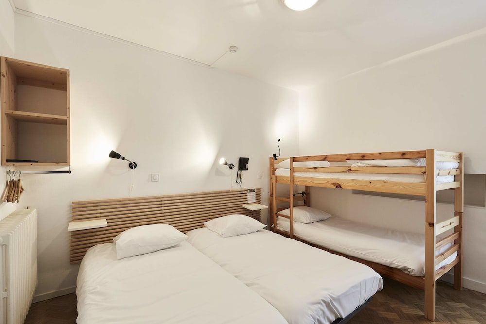 L'Hôtel des Bois Verts 2