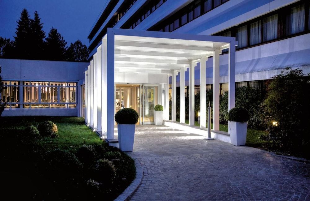 Living Place Hotel 1 Living Place Hotel 1