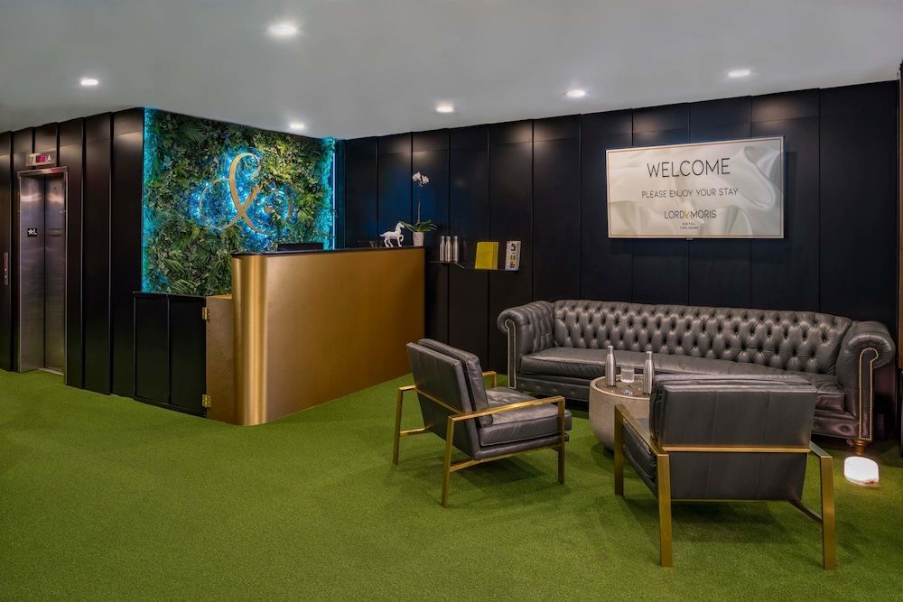 Lord & Moris - Times Square Hotel 2 Lord & Moris - Times Square Hotel 2