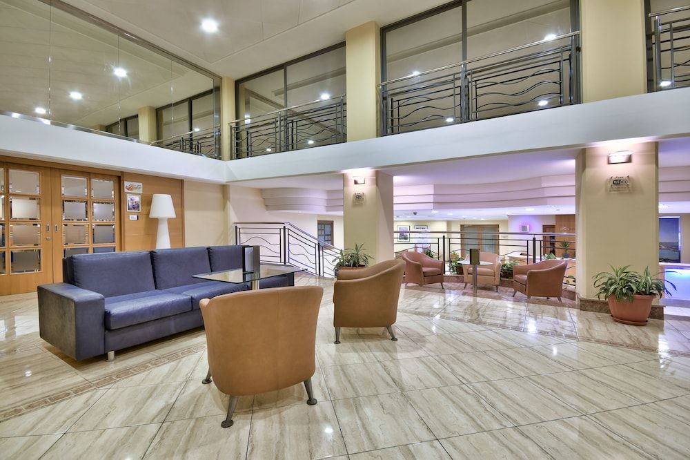 Luna Holiday Complex 3