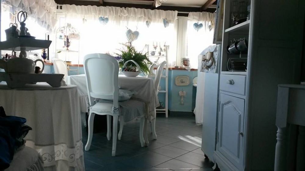 Lunartista Bed & Breakfast 1