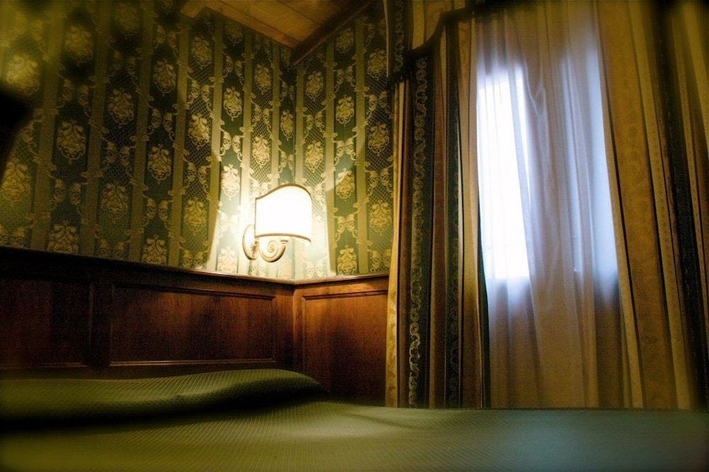 Hotel Lux 3