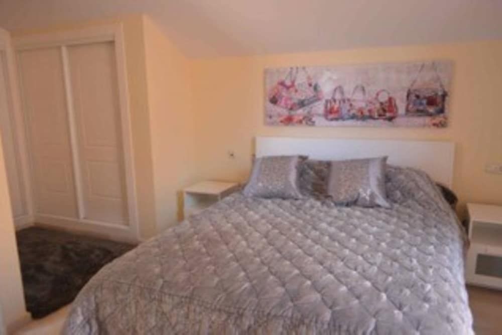 Luxury Duplex Penthouse with Sea Views ML26 2