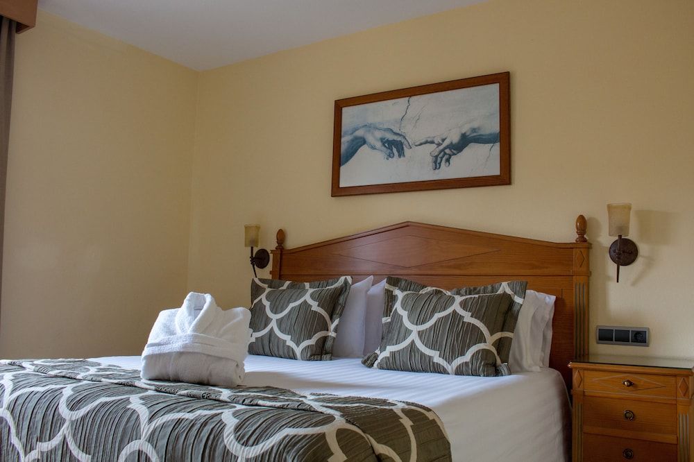 Macdonald Dona Lola Club 3